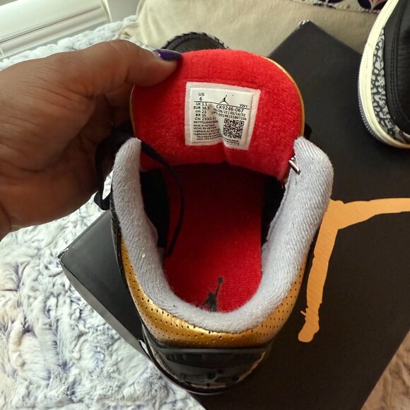 NIB Womens Nike Air Jordan 3 Retro - Size 6 (4.5 Y) - Picture 8 of 15